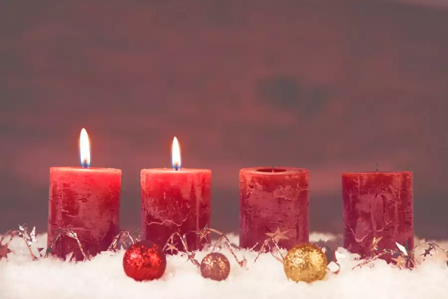Adventskerzen zum zweiten Advent. Adventskerzen zum zweiten Advent.